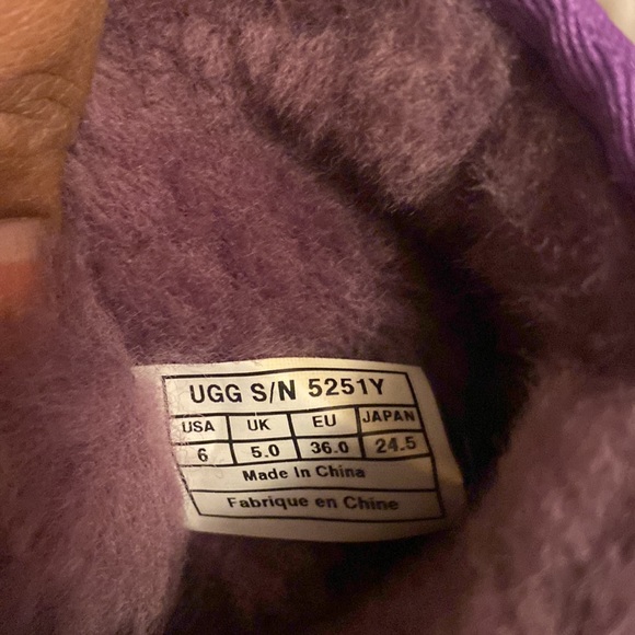 COPY - Bright purple UGG boots - Picture 8 of 8